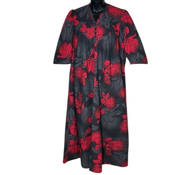 T&L muumuu factory maxi length floral Hawaiian dress Whimsigoth moody vintage - Picture 1 of 5